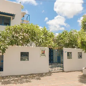Republika Hostal Natal