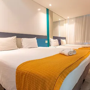 ** Hotel Rede Andrade Navegantes Brasil